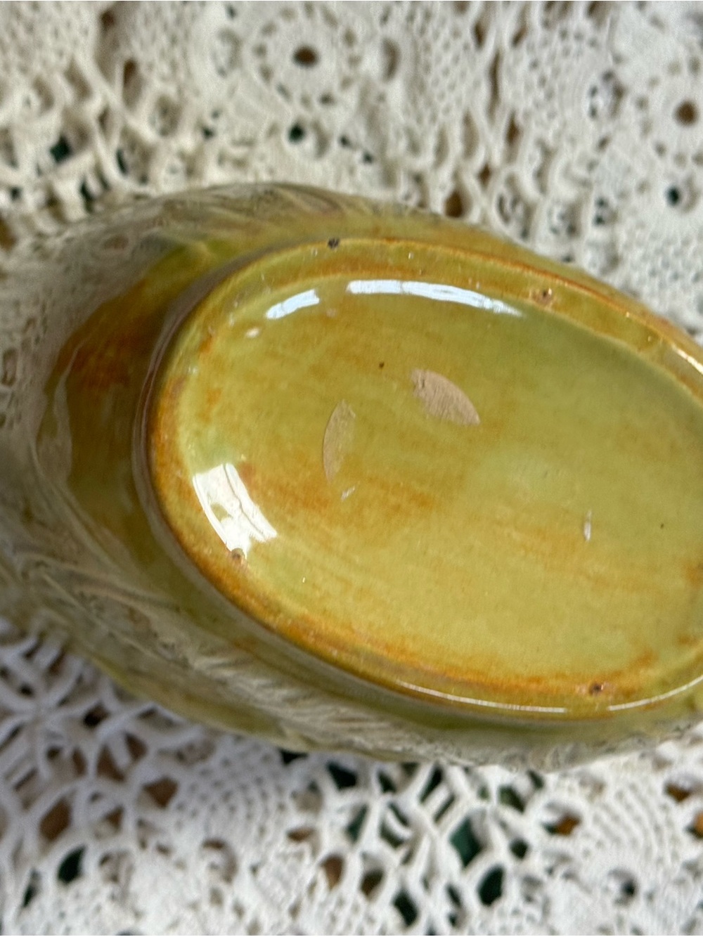 Vintage Yellow-Green Ceramic Bird Relief Planter - Picture 5 of 8